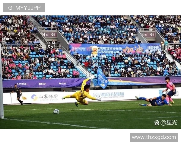 模仿驴的足球明星如何在绿茵场上展现独特风采与幽默魅力