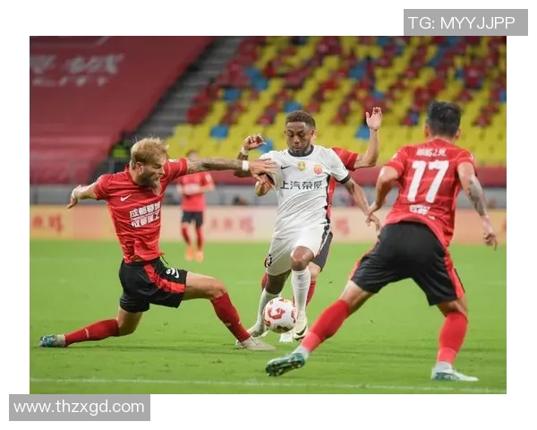 成都足球队心理素质分析与大满贯赛事表现的深度探讨 成都足球队心理素质分析与大满贯赛事表现的深度探讨